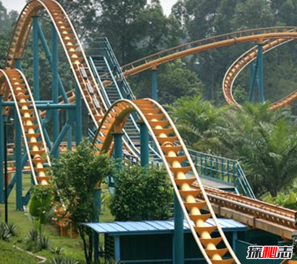玩過山車會(huì)致嚴(yán)重眼病?武漢大學(xué)生玩過山車致視網(wǎng)膜脫落(患700度近視)