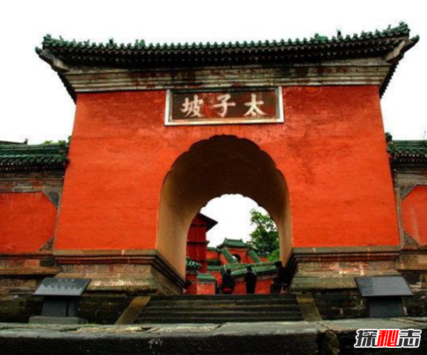 武當(dāng)八大奇觀,值得前去觀賞(感受八大奇觀的神秘神奇神圣)